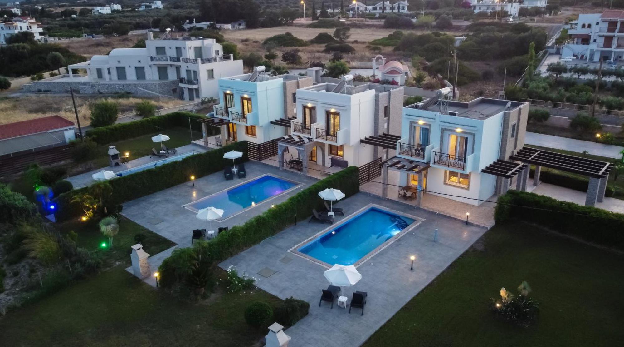 Petra Villas Gennadi Exteriör bild