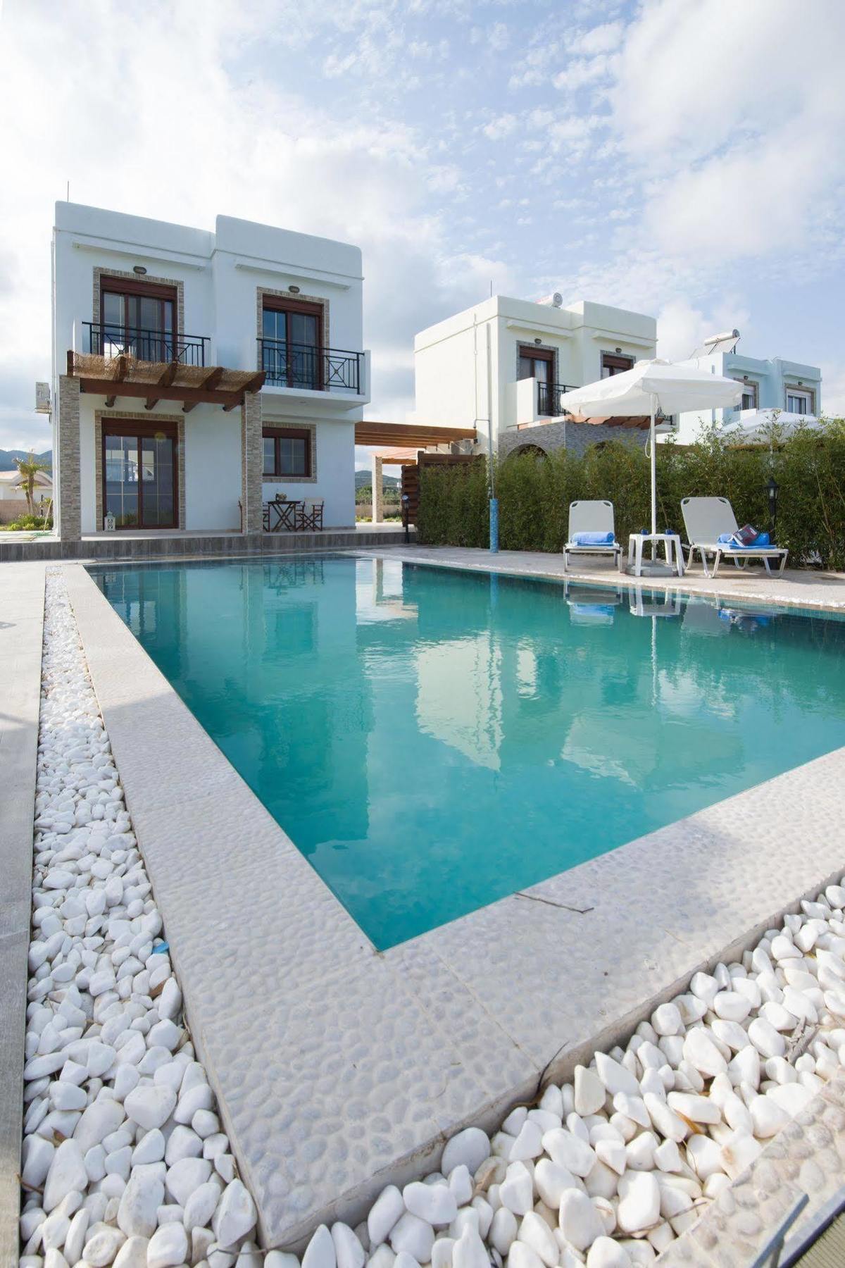 Petra Villas Gennadi Exteriör bild
